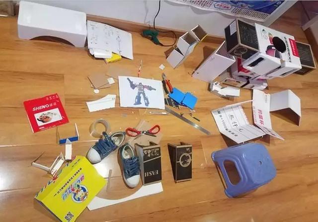 BOB半岛爸爸自制“钢铁侠”战袍为女儿“撑腰”这样的老爸给我来一打(图9)
