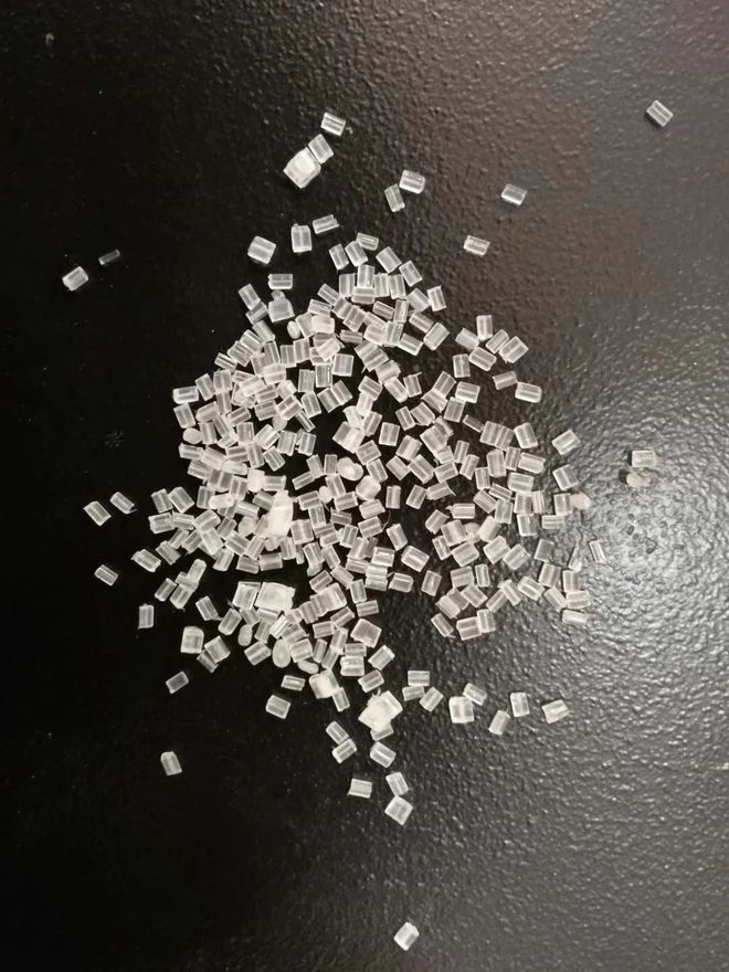 BOB半岛·(中国)官方网站欧盟开通口罩出口绿色通道未获CE认证也可销售(图2)