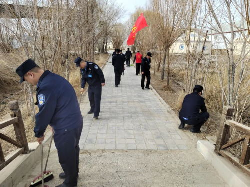BOB半岛·(中国)官方网站“锋”火相传！让“雷锋精神”在警营绽放！(图4)